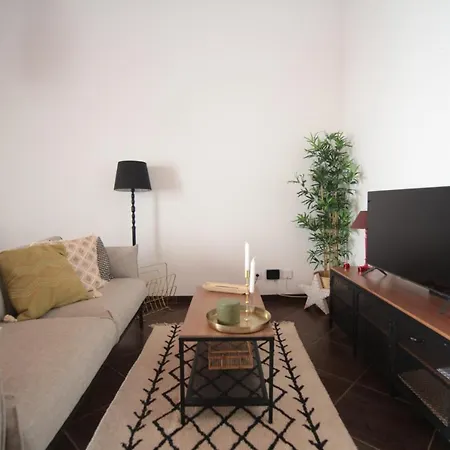 Holiday home Birdy House Faro
